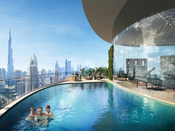 DAMAC Canal Crown Sky Pool